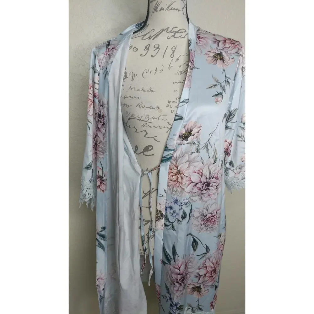 Le Rose Floral Lace Trim Robe Size XS/S